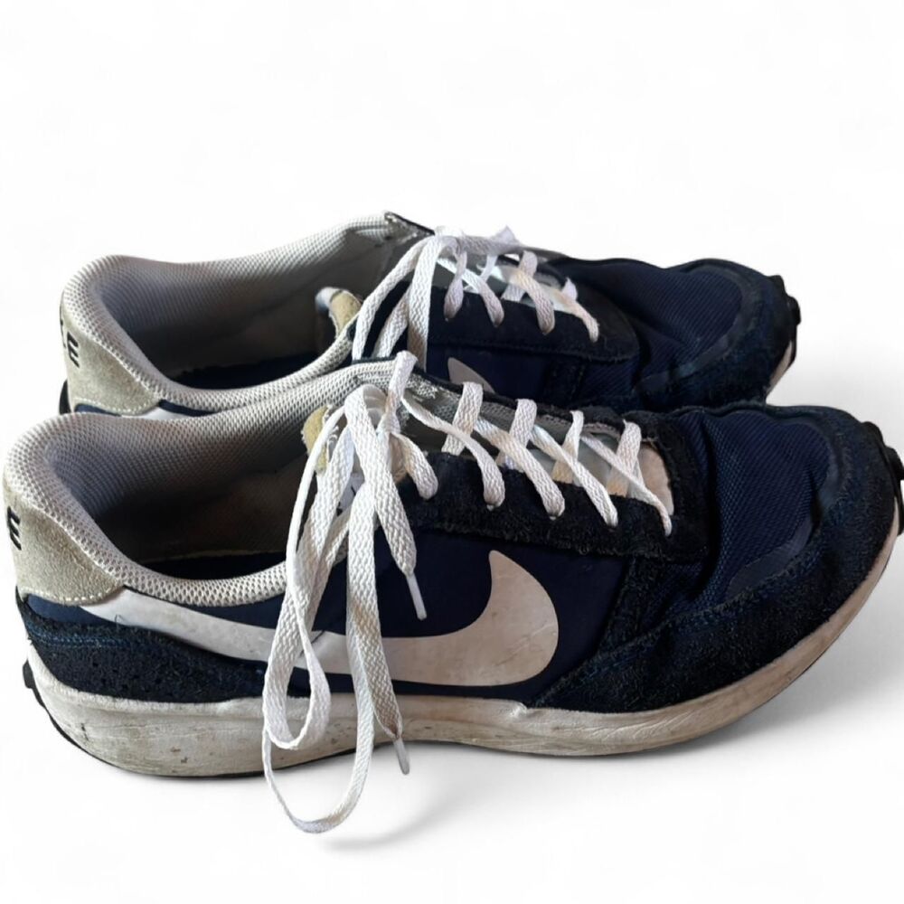 Nike MD Valiant Navy Blue Sneakers HOLE IN TOE - Men's Size 12